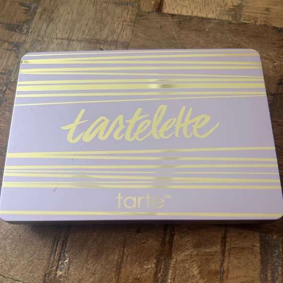 Tarte tartelette Eyeshadow - NEW - Picture 1 of 4